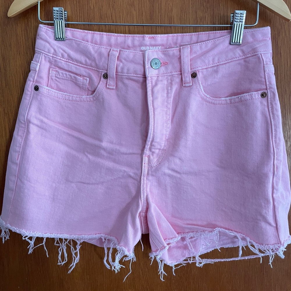 Old Navy pink denim shorts